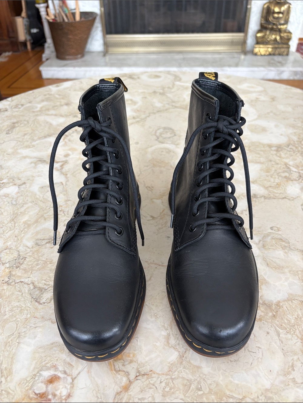 Dr. Martens 1460 Newton  Leather DM'S Lite Boots - As New - Picture 6 of 16